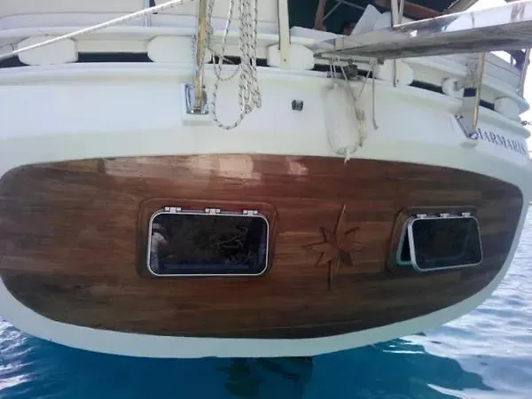 Derin Tekne Hotel Gocek  Botel